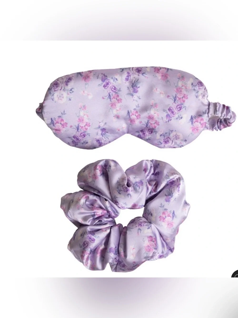 LoveShackFancy X Target- Happy Thoughts Sleep Mask & Scrunchie 2 Count Hibiscus